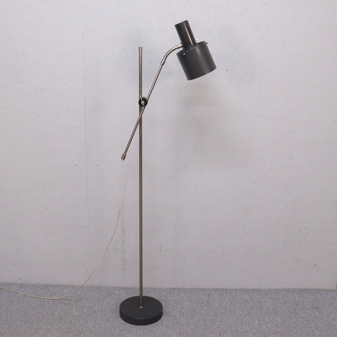 GOLVLAMPA, Eric Wärnå, EWÅ modell G-18.