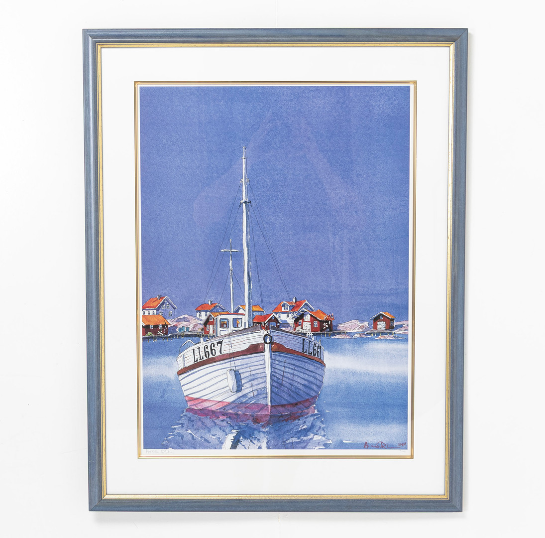 ARIANA RAMHAGE. "Fisketrålaren LL 667", färglitografi, signerad och numrerad 41/765.