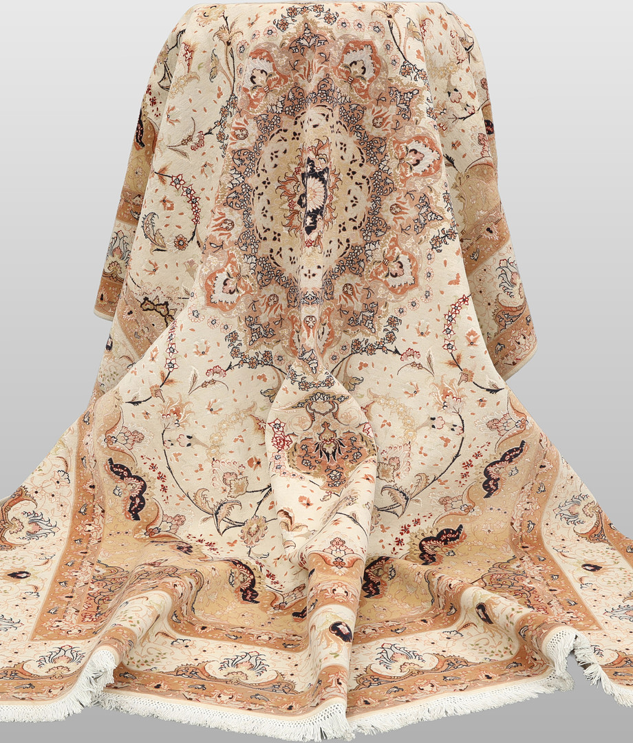 ORIENTMATTA.Täbriz part silk, s.k 50 radj ca 500.000 knutar/kvm, 350 x 250 cm.