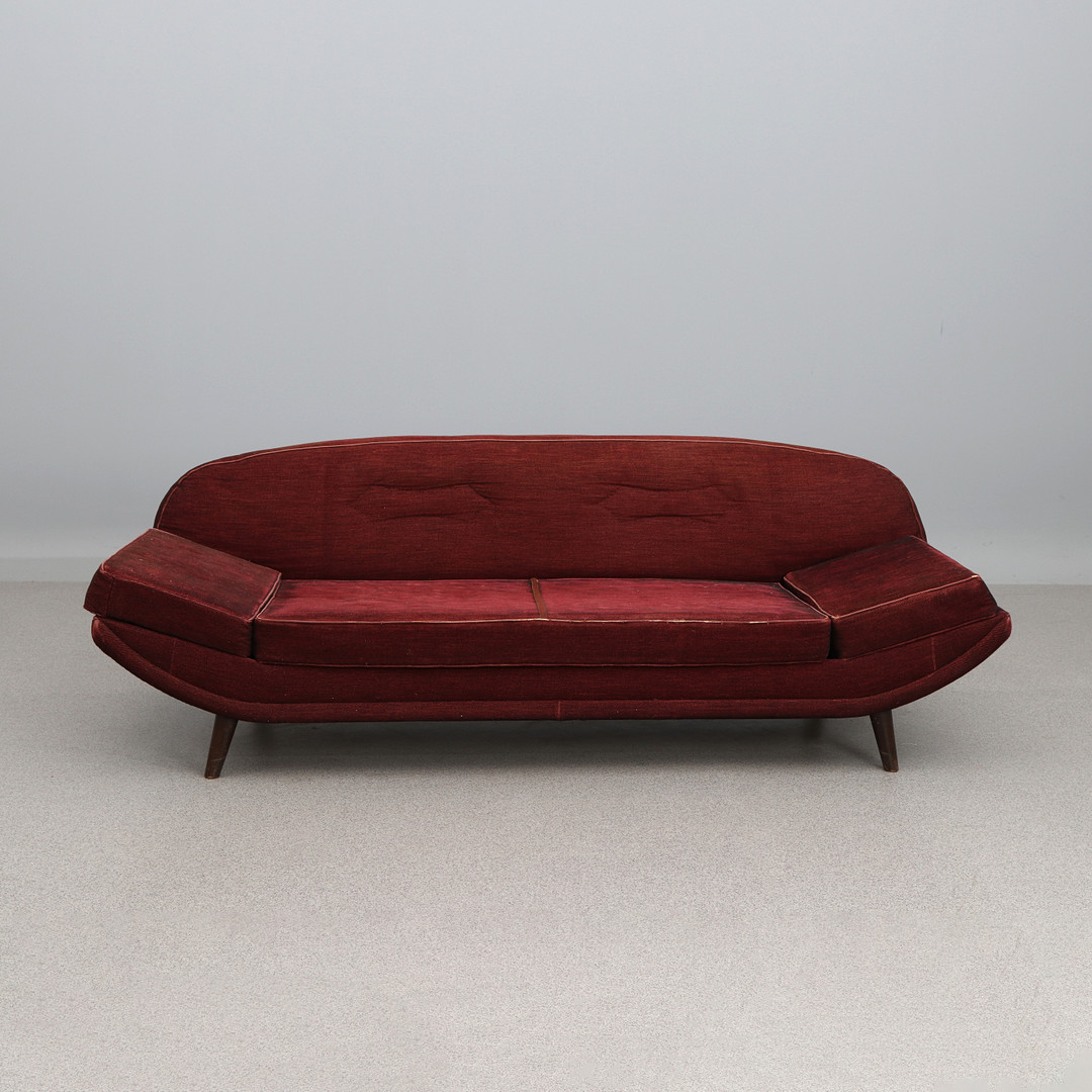 SOFFA/DAGBÄDD, SWEDISH MODERN. Vinröd plysch, ca 1940/50-tal.