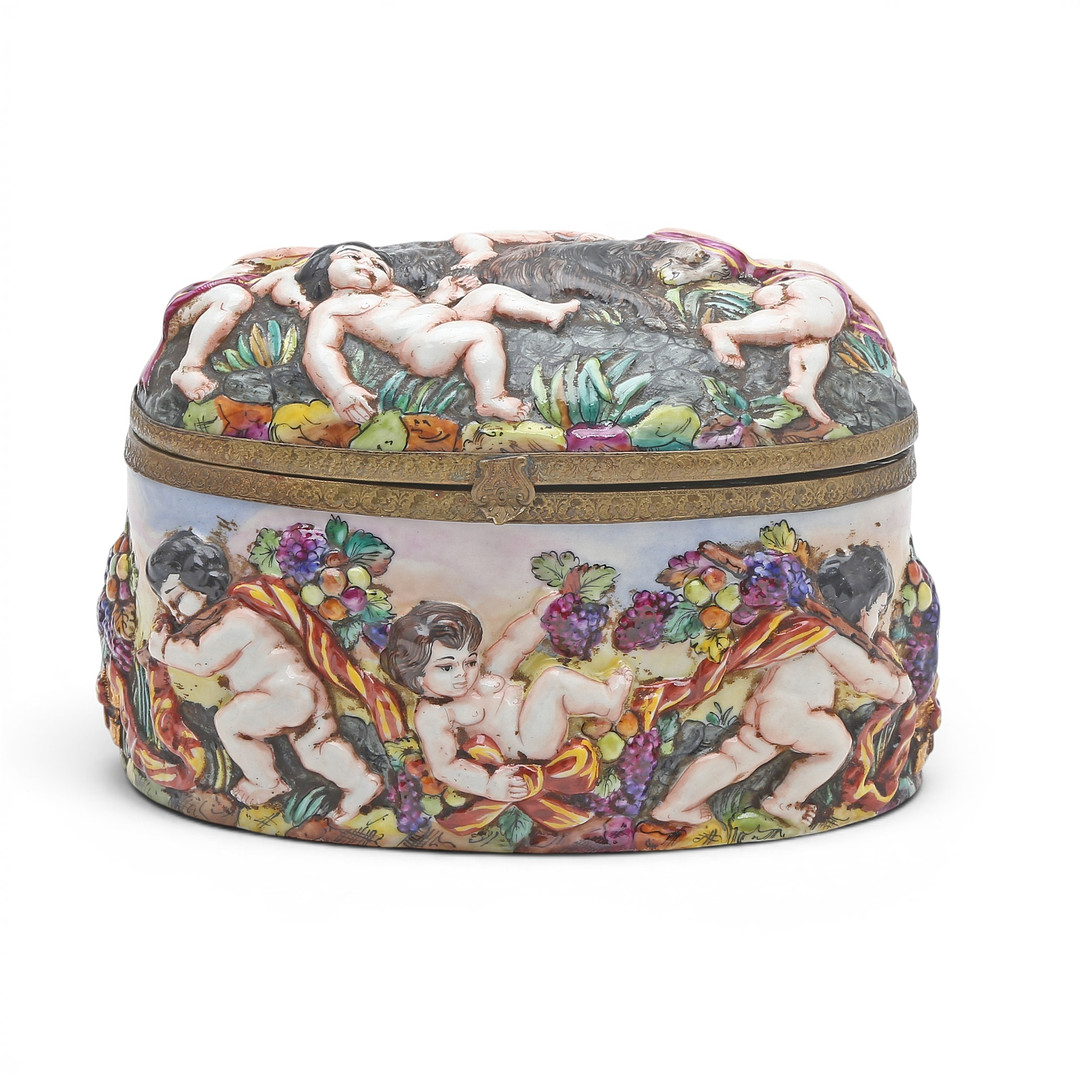 Capodimonte porcelain jewellery box, early 20th Century.