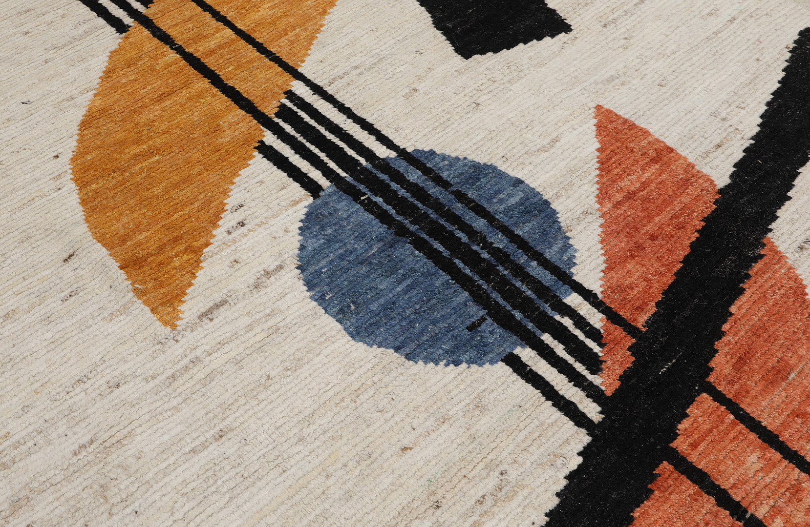ORIENTMATTA, modern marockansk design, handknuten, ca 305 x 199 cm.