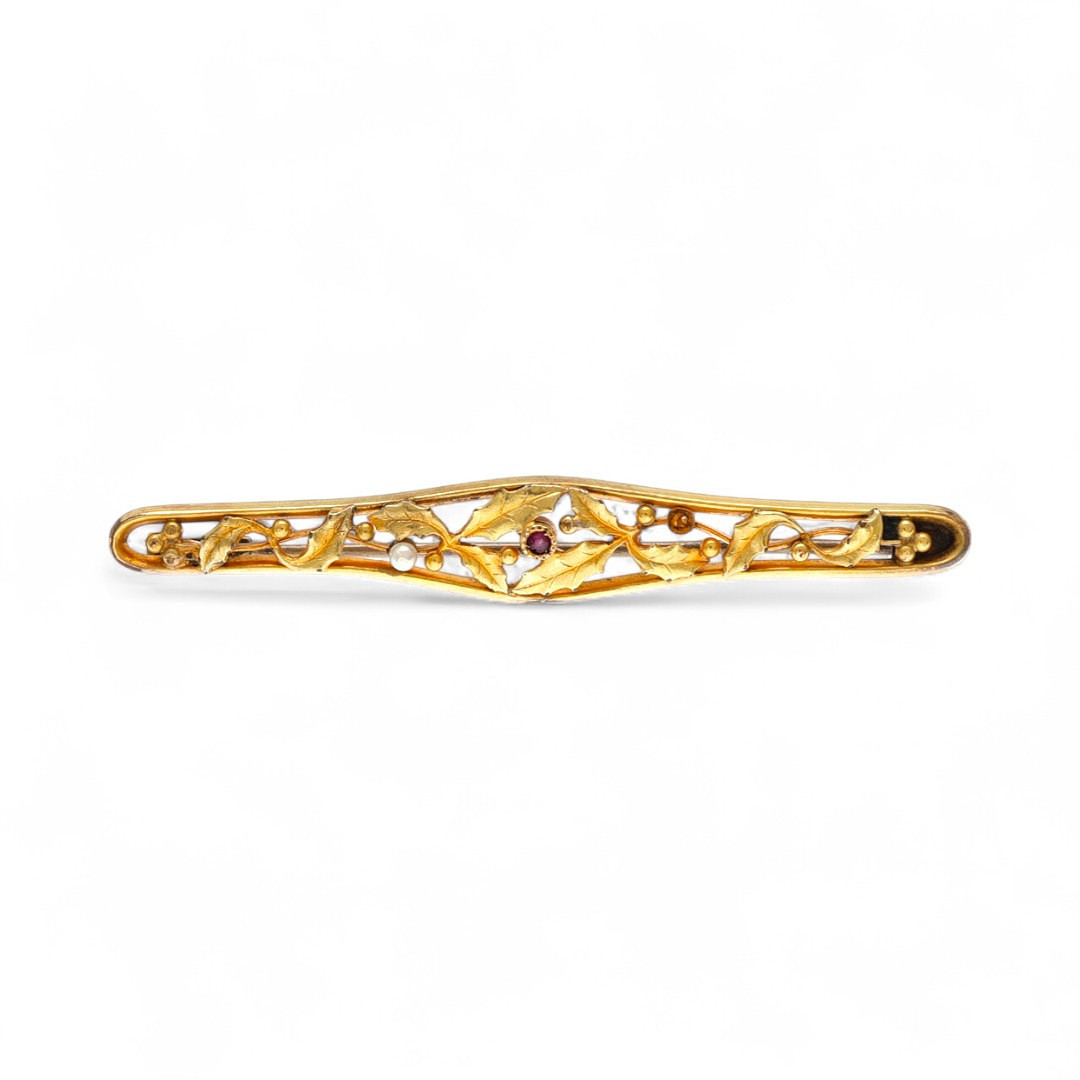 "Noucentista" brooch, circa 1930.