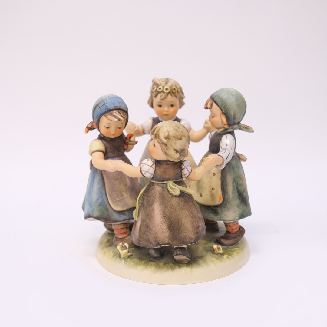 GOEBEL HUMMEL FIGURIN.