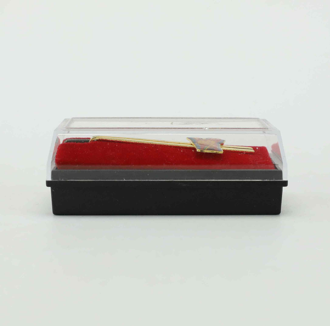 BENGT LINDSTRÖM. Slipsnål, "Y:et". 1990-tal.