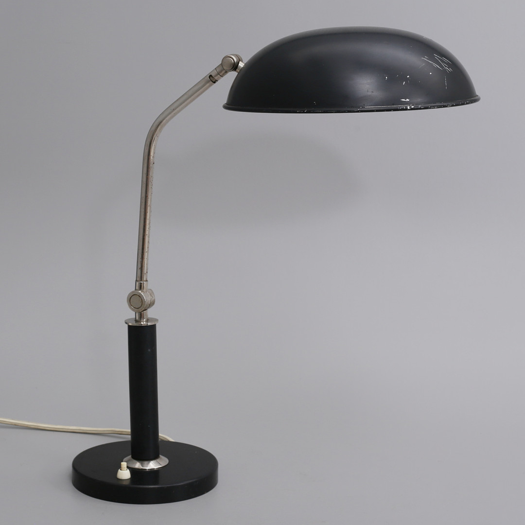 ERIK TIDSTRAND. Bordslampa, modell 29989, för NK-Nordiska Kompaniet.