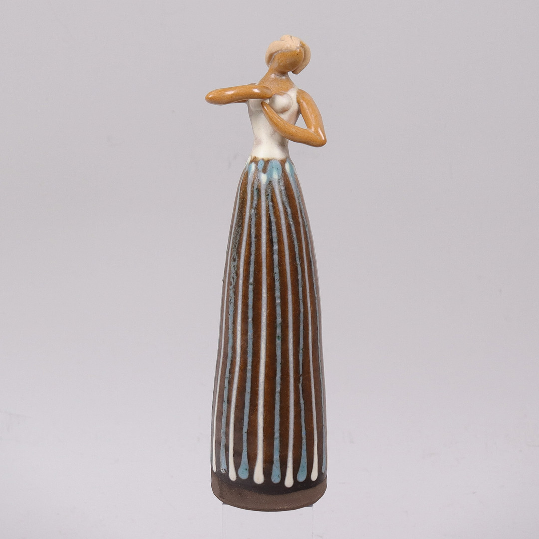 CAY CEDERGREN (1913-1977). figurin, "Backafallsflickan", stengods, Hven.
