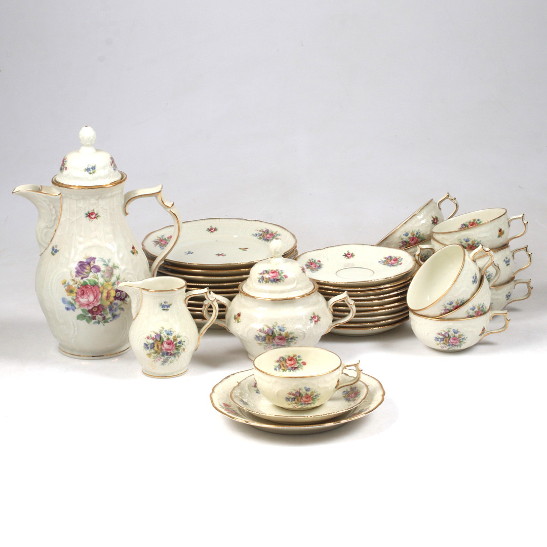 KAFFESERVIS, 36 delar porslin, "Sanssouci", Rosenthal, Tyskland.