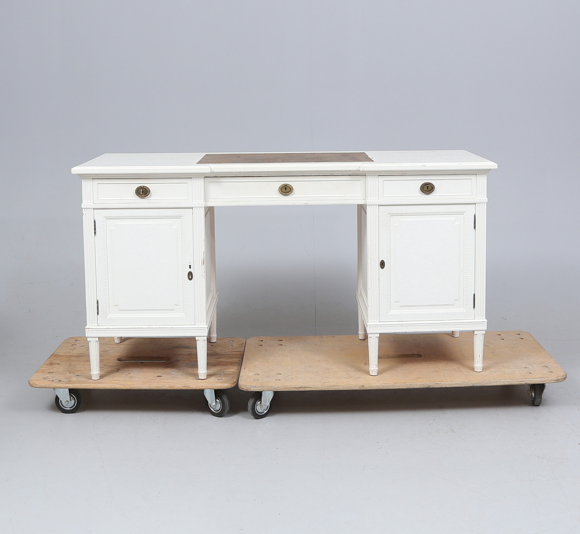 SKRIVBORD, gustaviansk stil, 1900-tal.