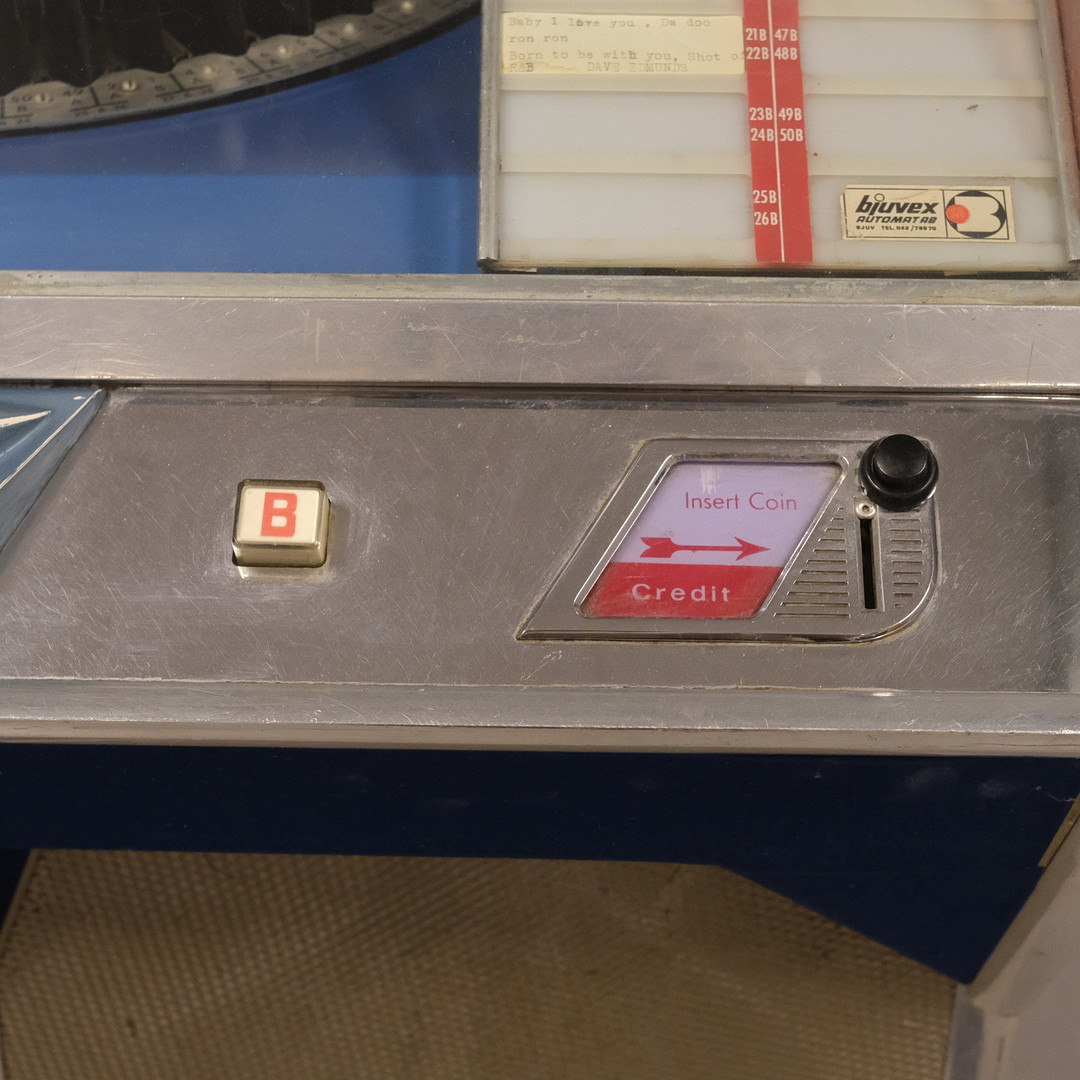 WURLITZER. JUKEBOX. "LYRIC". USA, 1960-TAL. *RENOVERINGSOBJEKT.