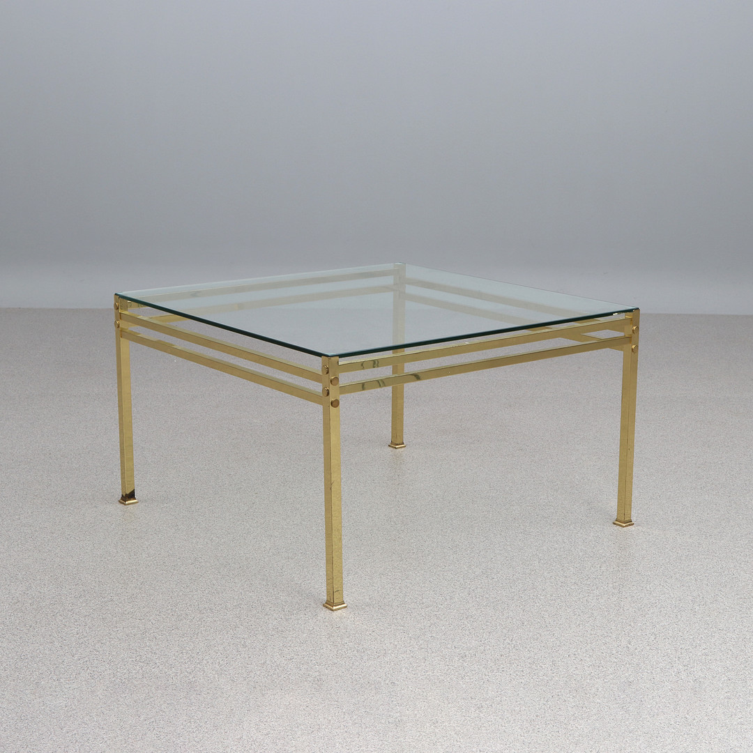 SOFFBORD. Gulmetall med glasskiva, 1980/90-tal.