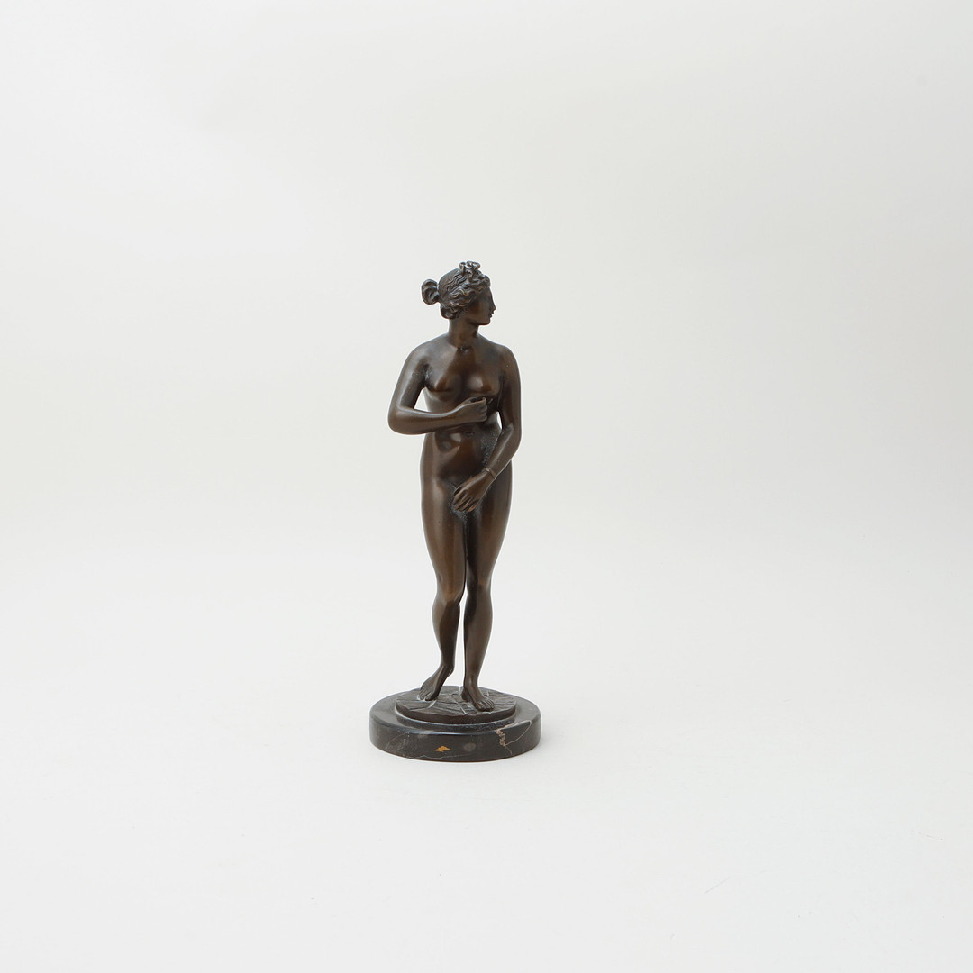 OKÄND KONSTNÄR. Skulptur, brons, Afrodite, 1900-talets andra hälft.