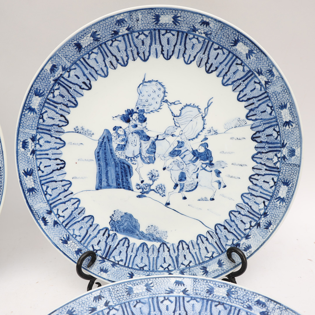 FAT 4st, kina 1900-talets andra hälft, blå dekor med figurer, stämplade.