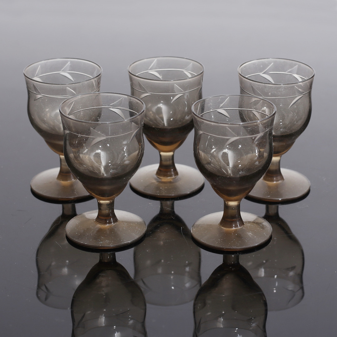 LIKÖRSET, 7 delar, rökfärgat glas, 1940-tal.