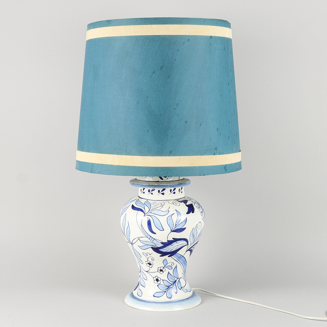 BORDSLAMPA porslin.