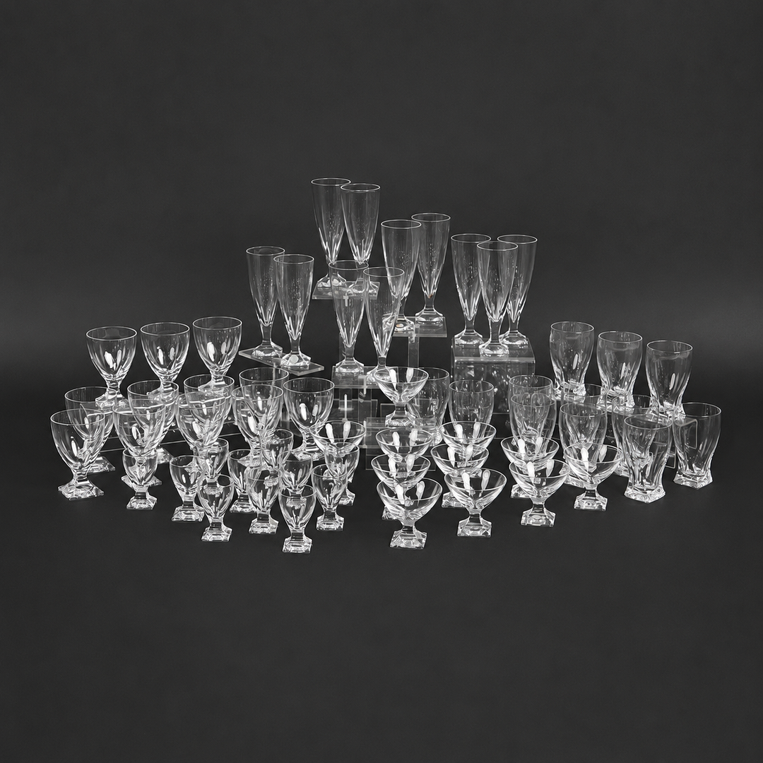 WILHELM WAGENFELD. Peill & Putzler, Service Gläser, Modell 'Karat', Glas, 1960er Jahre, Deutschland. (57).