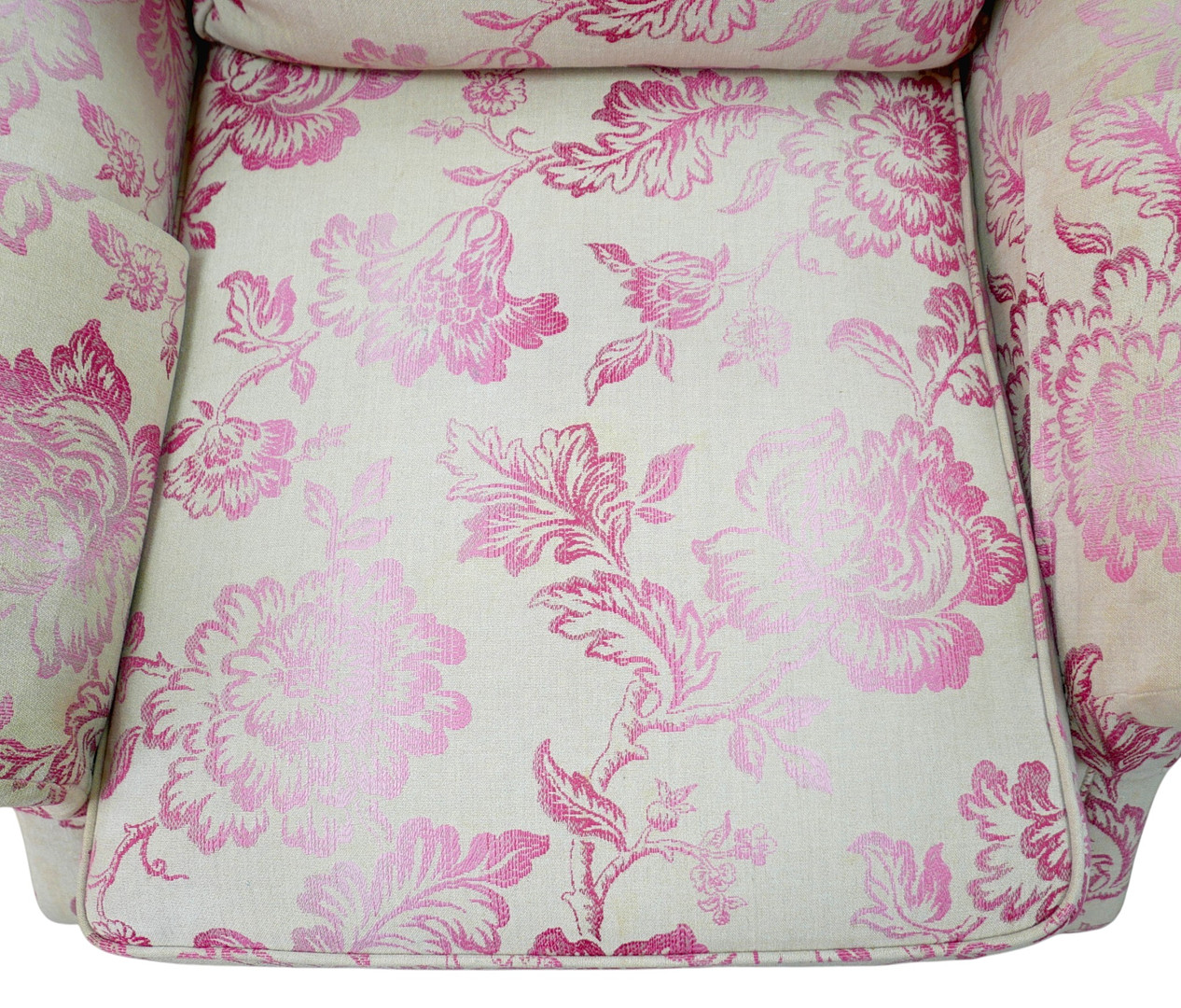 A 20TH CENTURY RECTANGULAR BACKED ARMCHAIR.