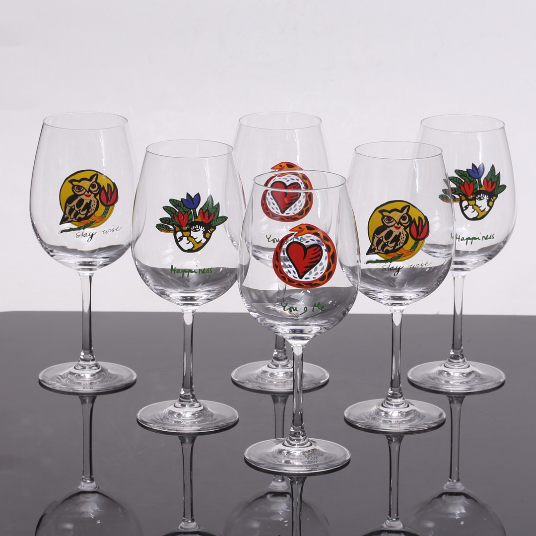 ULRICA HYDMAN-VALLIEN. Vin samt ölglas, 12 st, "Friendship", Kosta Boda.