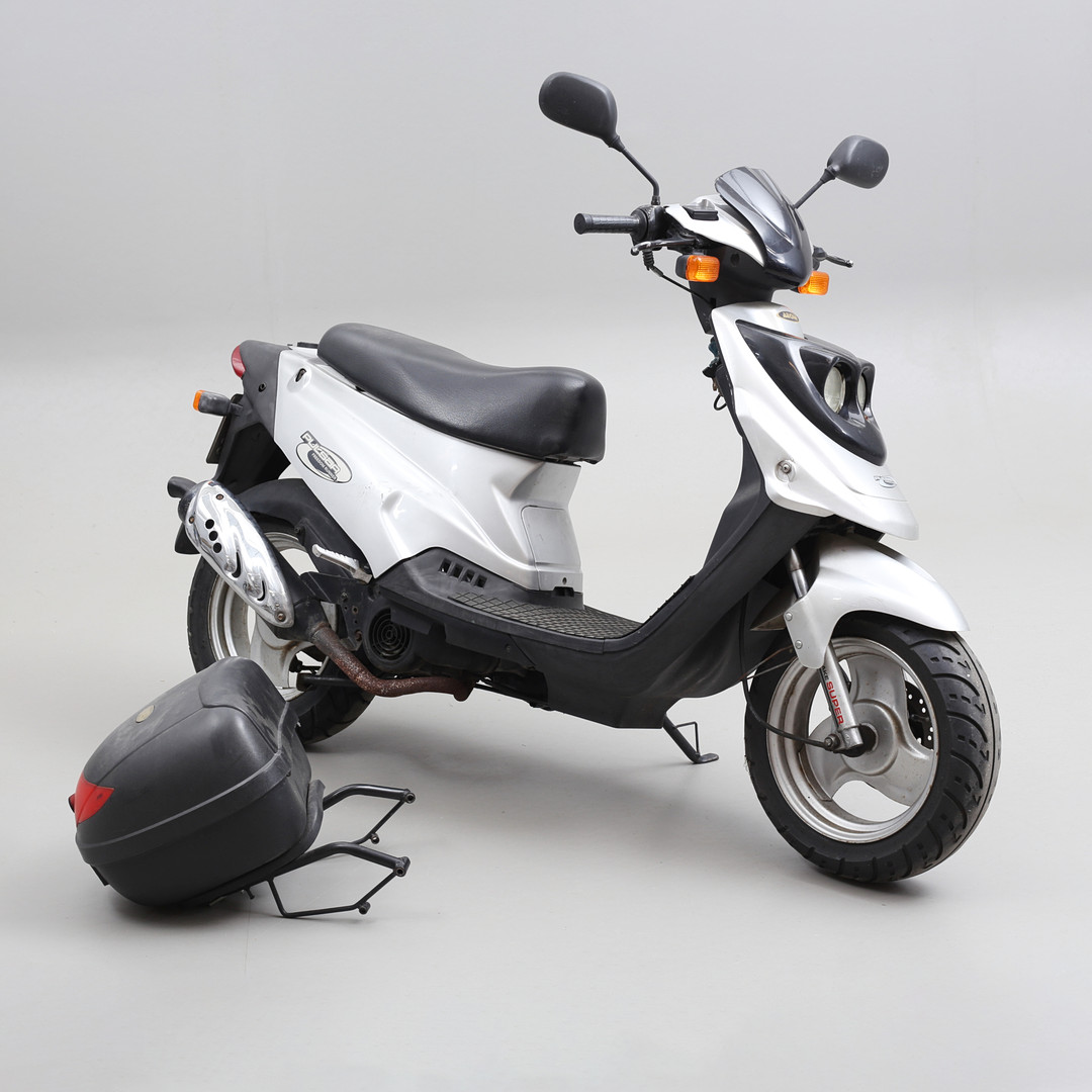MOPED, Aeon "Pulsar Freedom Runner", 2003.