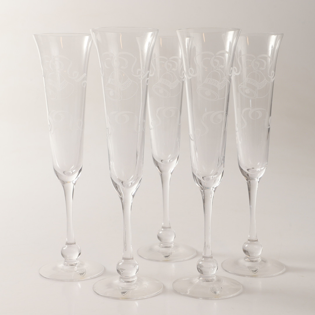 ERIKA LAGERBIELKE. Champagneglas, 5 stycken, "Millennium Bells", Orrefors, 1999 / 2000.