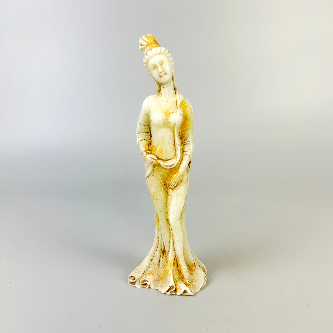 CHINESE FAUX WHITE JADE FIGURE.