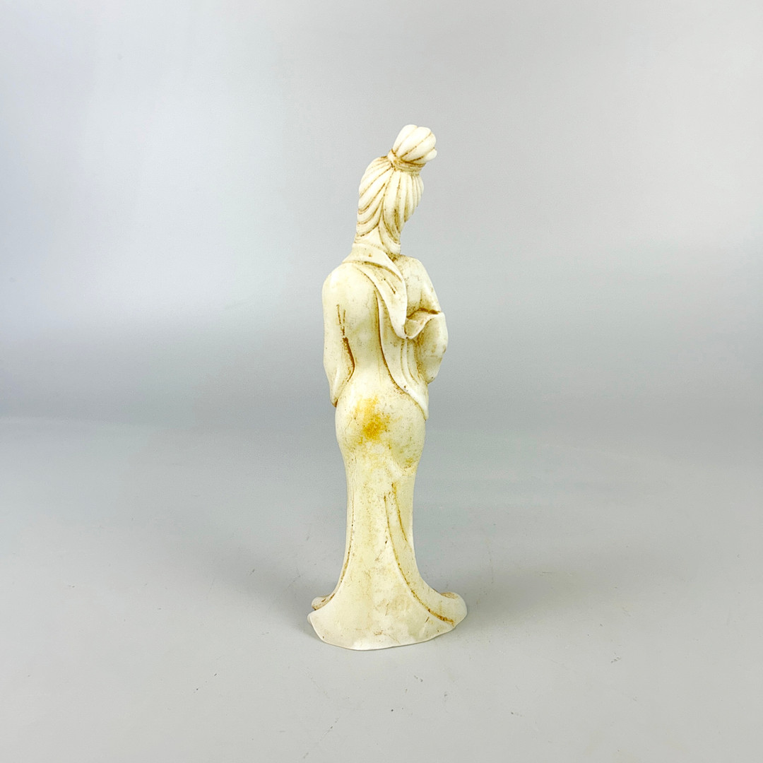 CHINESE FAUX WHITE JADE FIGURE.