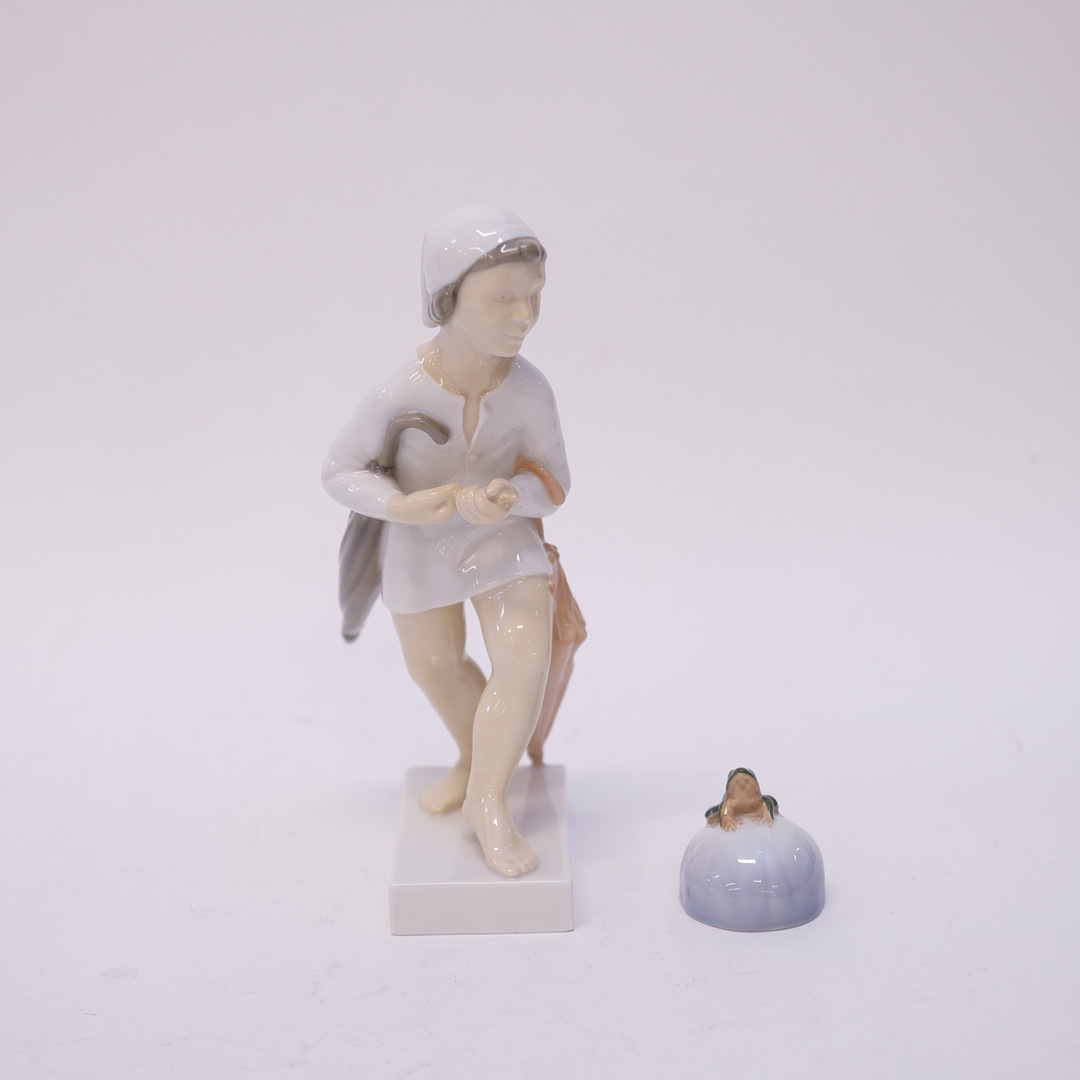 TVÅ FIGURINER, ROYAL COPENHAGEN OCH BING & GRÖNDAHL.