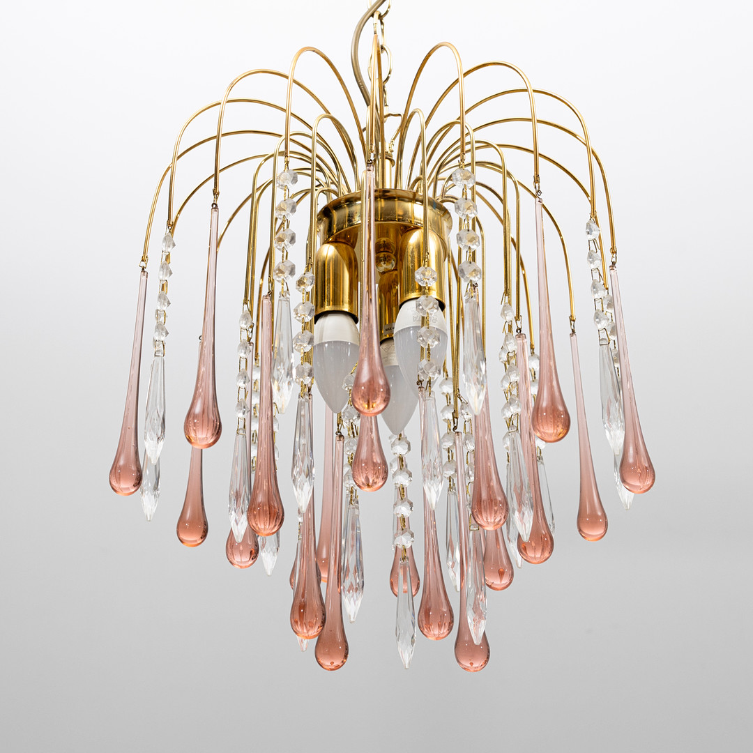 TAKLAMPA, mässing och glas, möjligen Paolo Venini, Murano, 1980-tal, höjd inkl takkopp ca 72 cm.