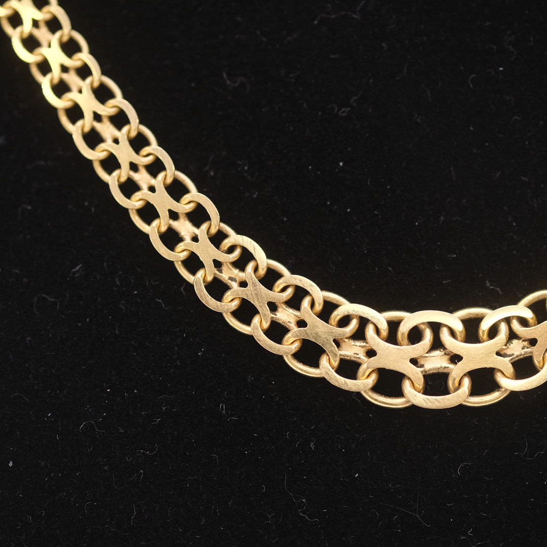 COLLIER, DOSERAD X-LÄNK, 18K GULD.