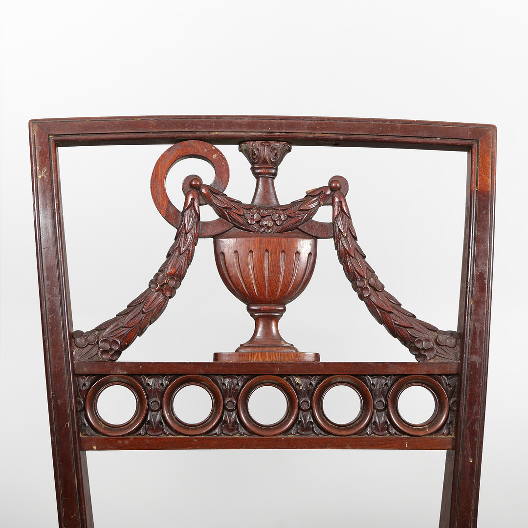 Et par salonstole af mahogni, Louis Seize stil, 1900-tallets midte (2).
