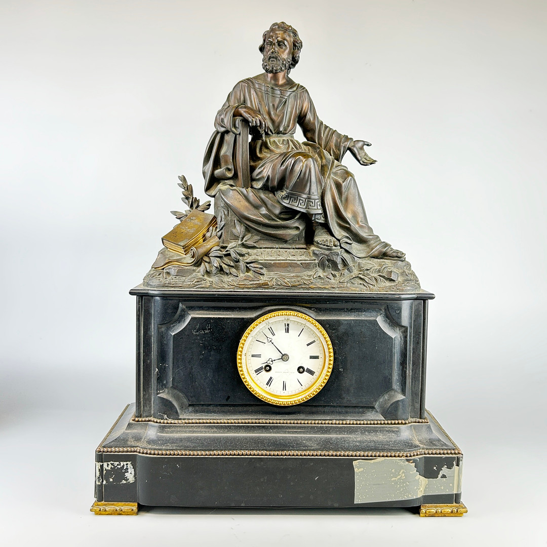 MARBLE & BRONZE MANTEL CLOCK.