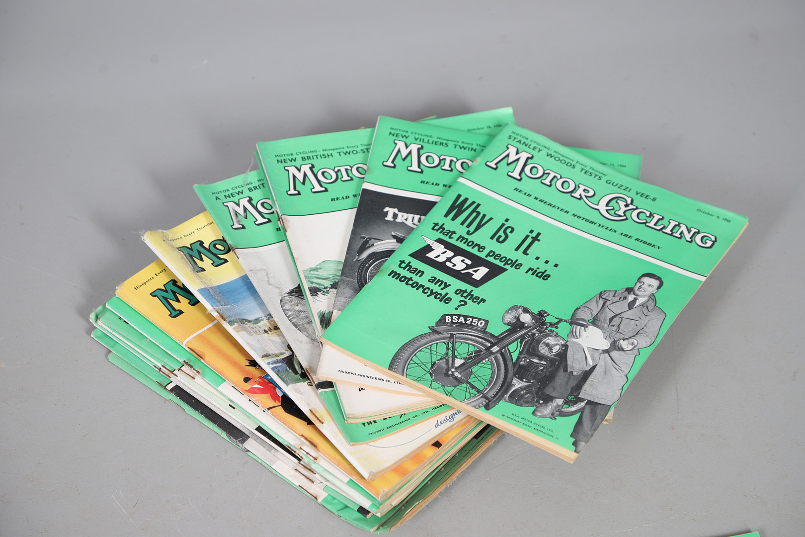 A QUANTITY OF MID CENTURY AND OTHER MOTORCYCLE MAGAZINES.