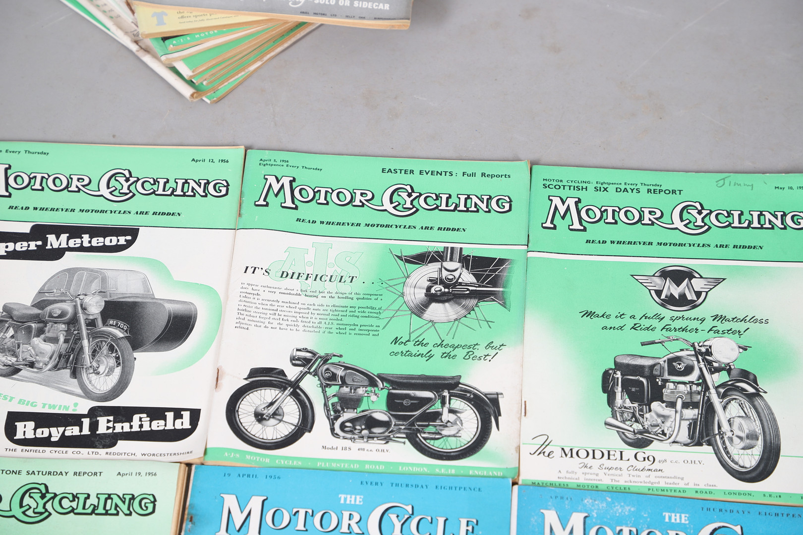 A QUANTITY OF MID CENTURY AND OTHER MOTORCYCLE MAGAZINES.