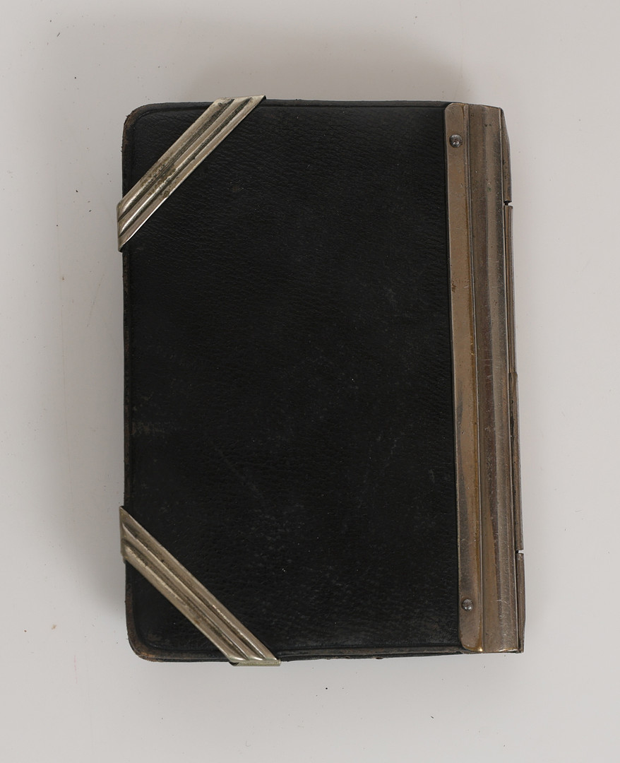 AN RAF SWEETHEART AIDE MEMOIR.