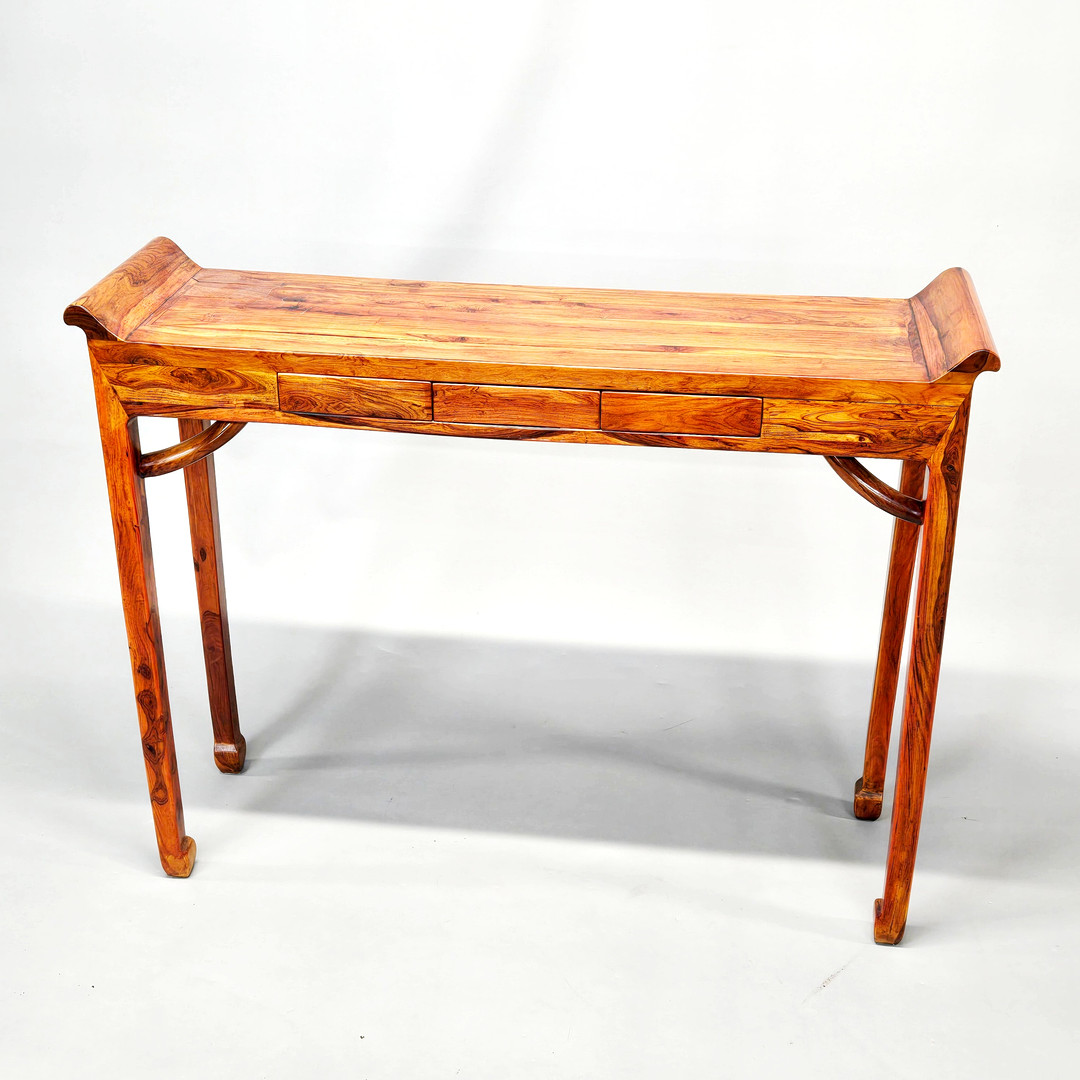 CHINESE HARDWOOD SIDE TABLE.