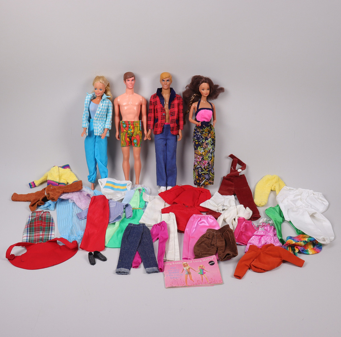 BARBIE, Mattel, 4 dockor med tillbehör, 1960/70-tal.