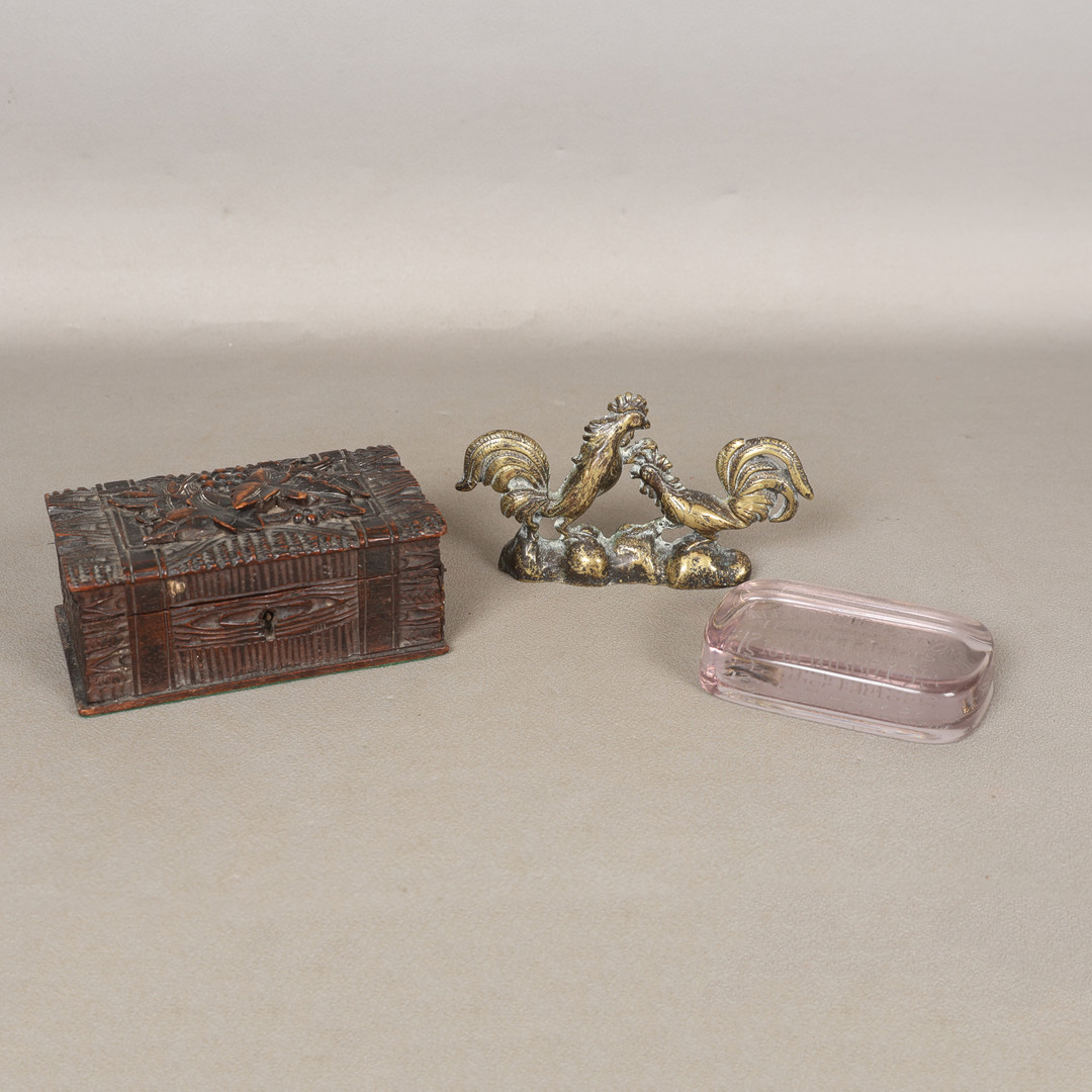 A BLACK FOREST BOX, SCOTTISH ALEX PORTEOUS & SON PAPERWEIGHT & A BRASS PAPERWEIGHT (3).
