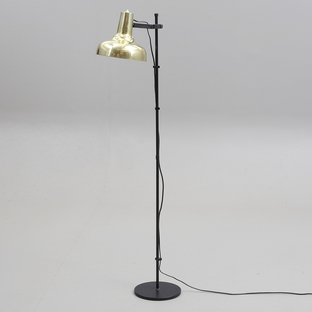GOLVLAMPA, gulmetall, Pileprodukter, GB-100, Landskrona.