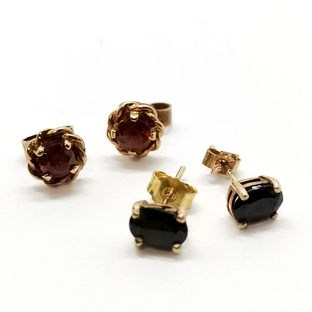 2X PAIRS 9CT GOLD STONE SET EARRINGS INC SAPPHIRE.