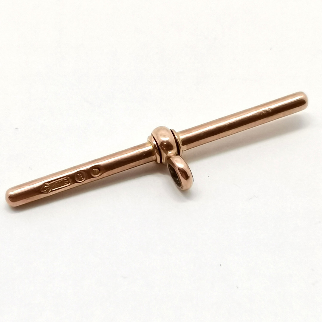 9CT HALLMARKED ROSE GOLD T-BAR.