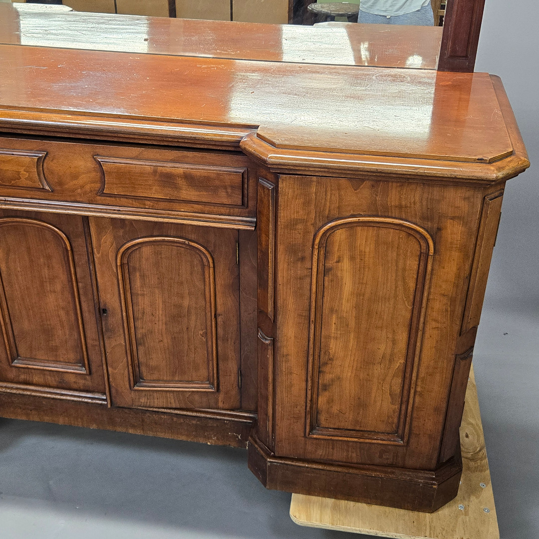 ANTIQUE MIRROR BACKED SIDEBOARD.