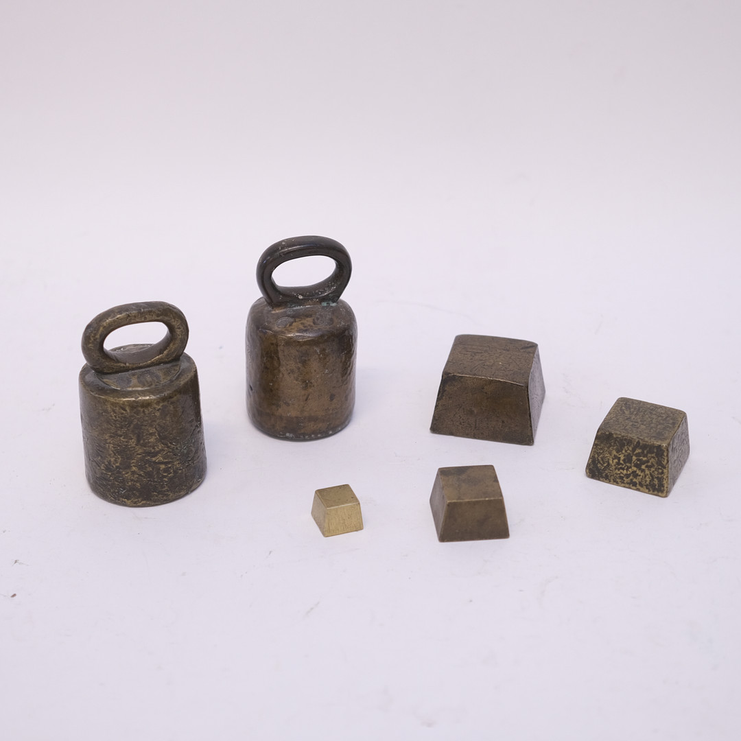 VIKTER, 1800-TAL, 6 DELAR.