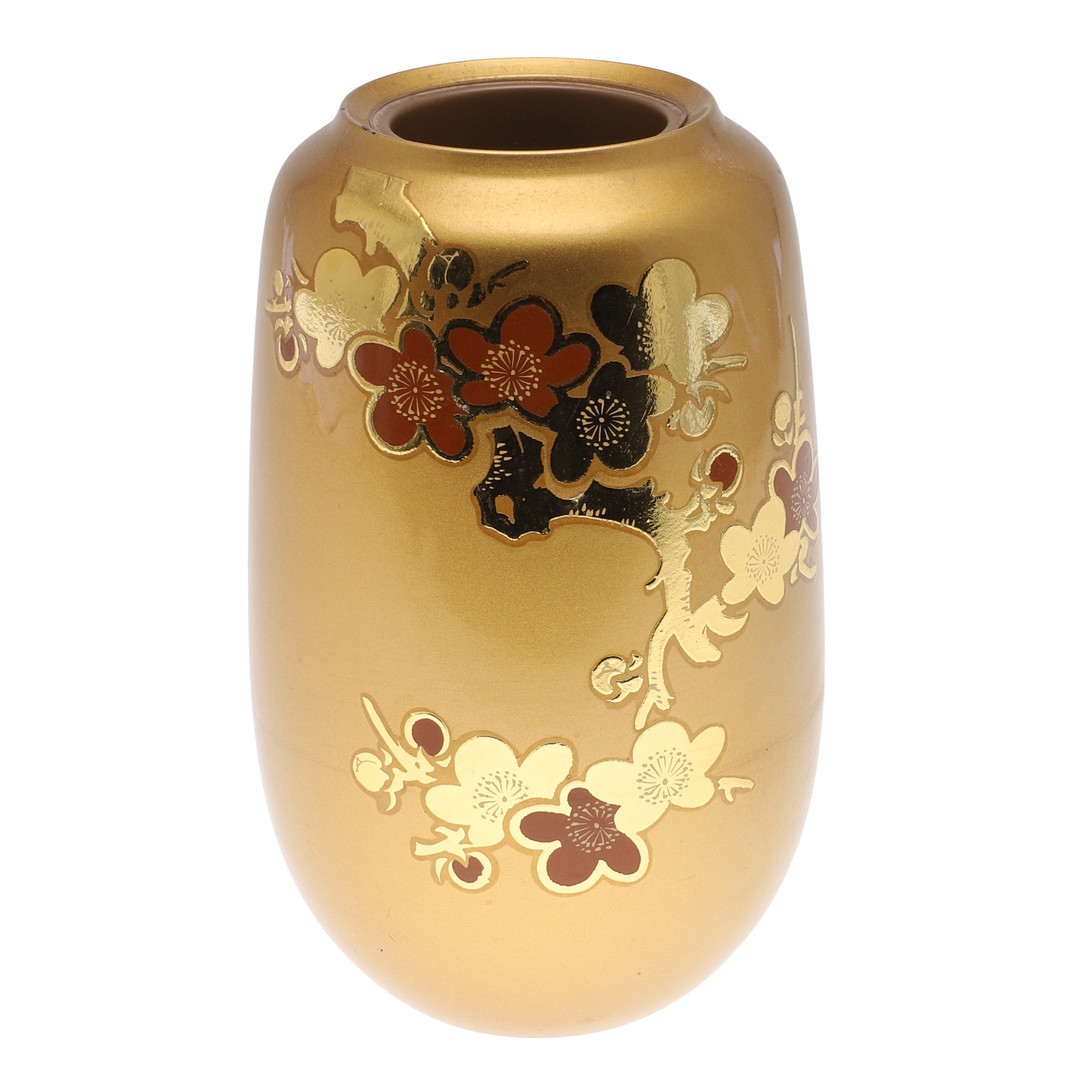 A 20TH CENTURY LACQUER VASE.