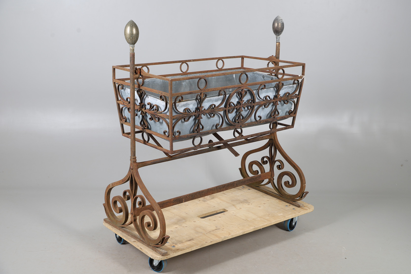 CAST IRON FRENCH CRADLE PLANTER.