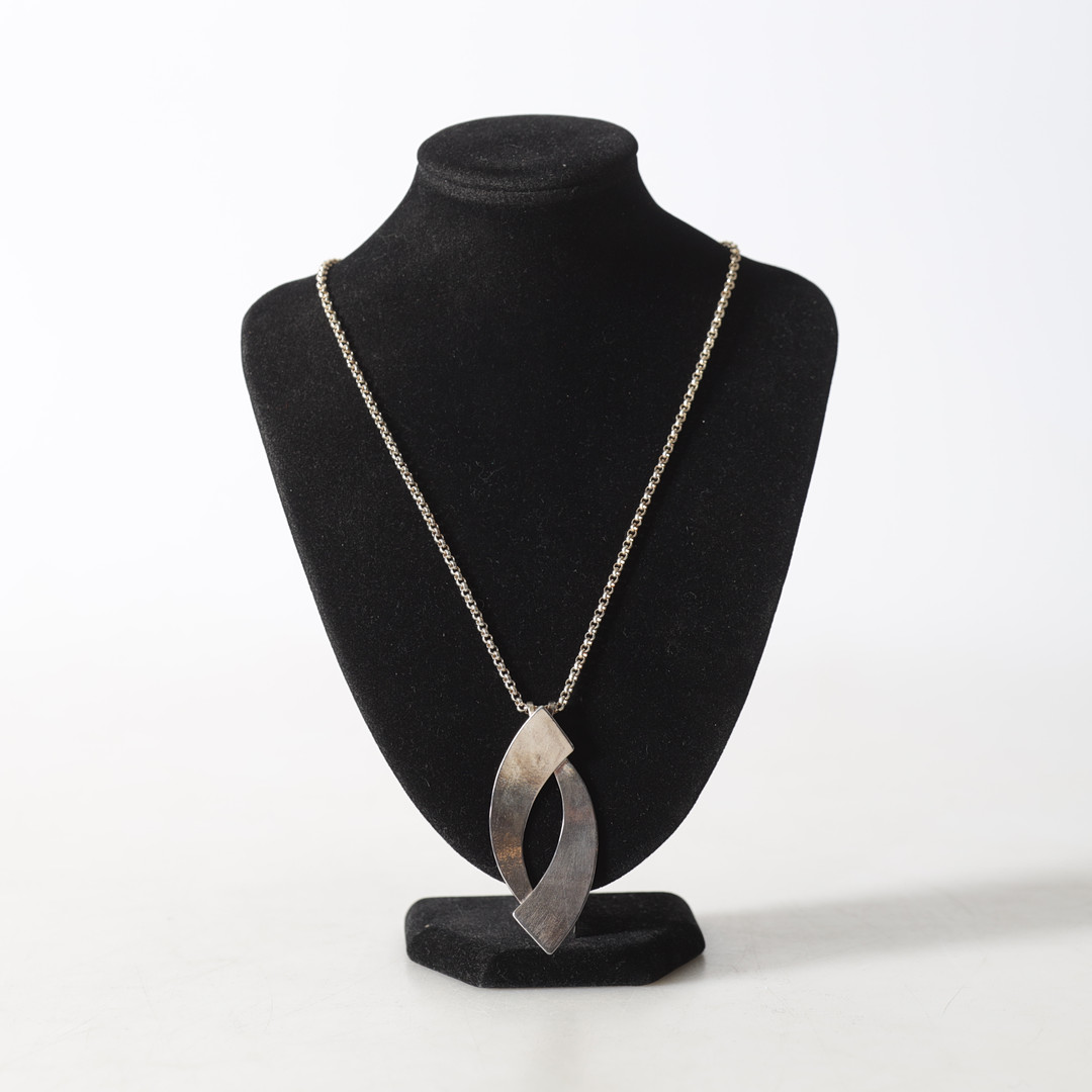 HALSKEDJA, samt hänge, silver, 2007. Totalvikt 29 gram.