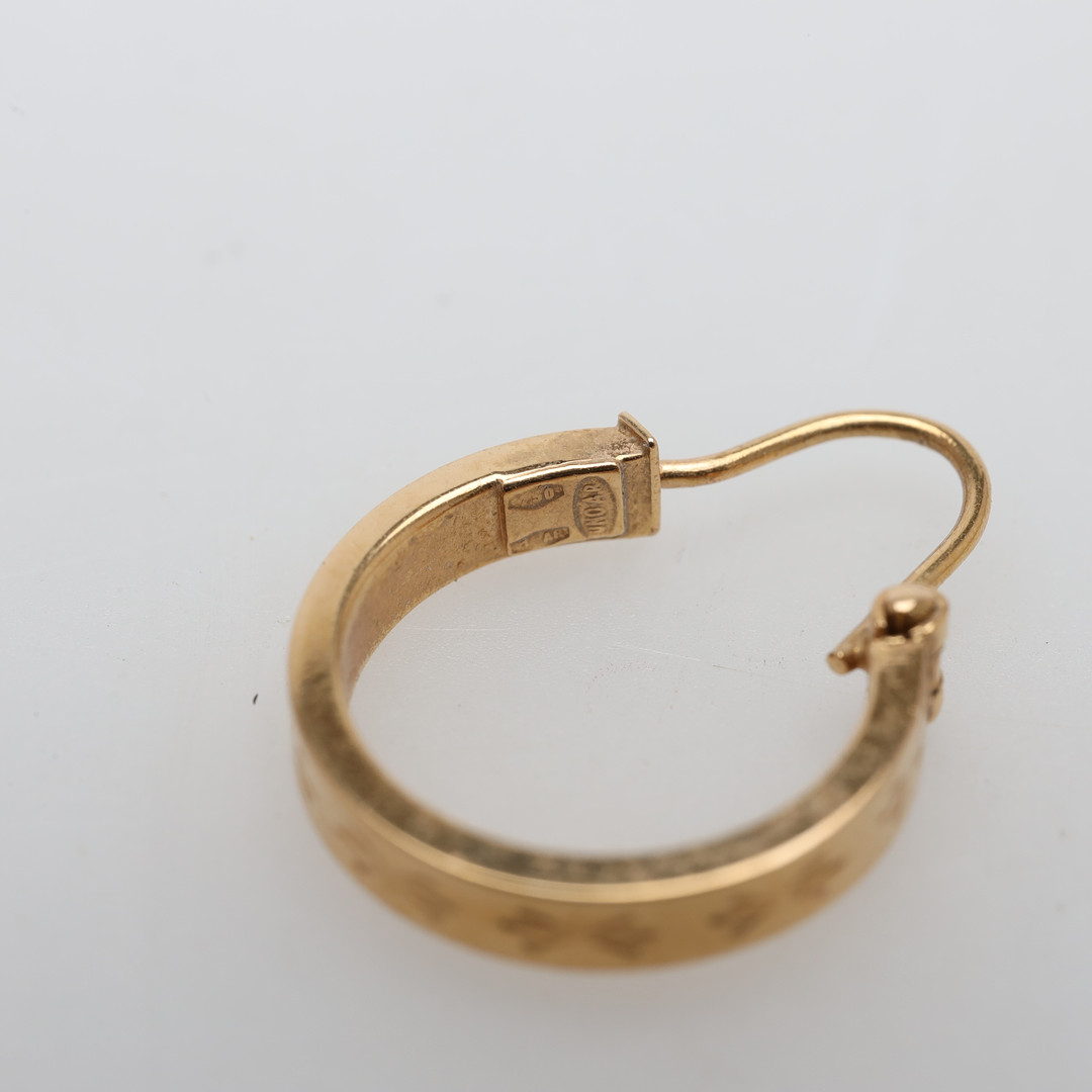 ÖRHÄNGEN ett par, 18K guld, vikt ca 1,2 gram.