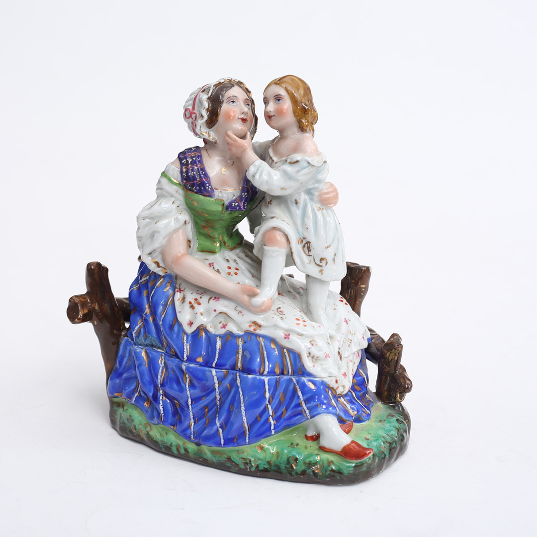 BLÄCKHORN/FIGURIN, porslin, England, 1800-tal.