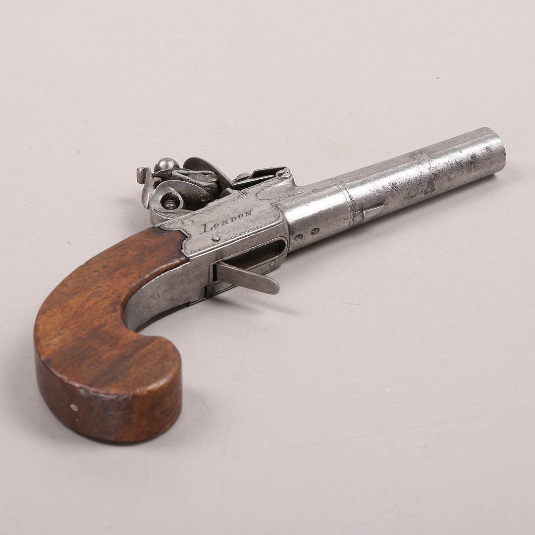 FLINTLÅSPISTOL, Thomas, London, England, 1700-talets andra hälft.