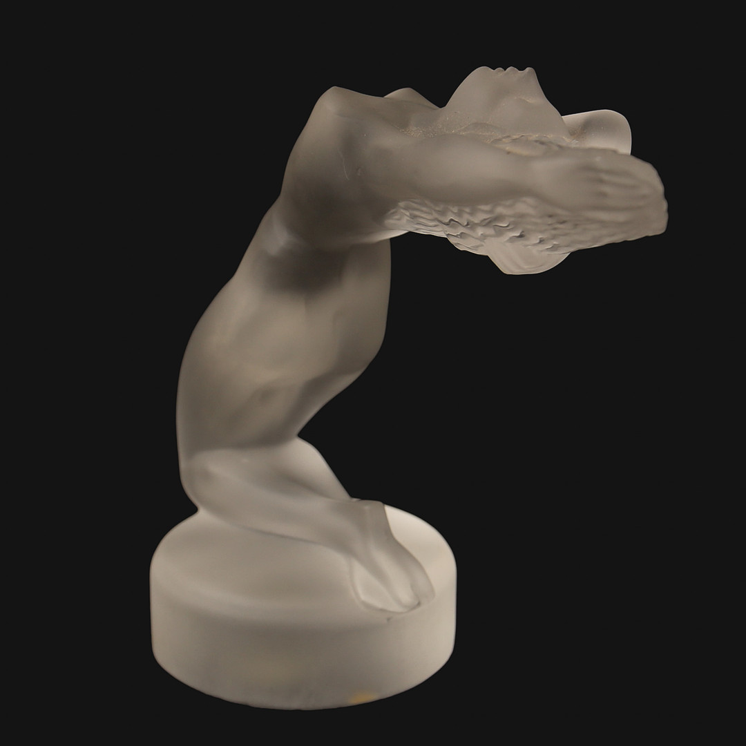 LALIQUE, kylarprydnad, opaliserande glas. "Chrysis", skapad av Rene Lalique år 1931. Detta ex, är tillverkat efter år 1946.