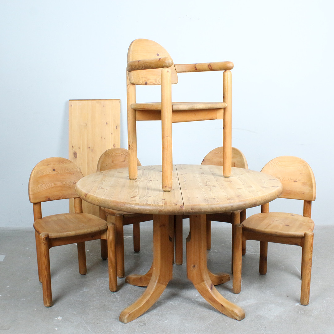Esszimmergruppe mit erweiterbarer Tisch/Esstisch, Kiefernholz, 1970er Jahre.